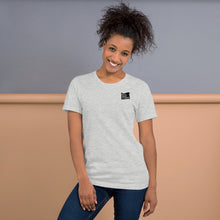 Load image into Gallery viewer, Love Your Oregon - Women's Short-Sleeved Tee - 9 Color Choices