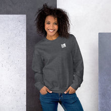 Load image into Gallery viewer, Love Your Oregon - Women's Crew Neck Sweatshirt - 10 Color Choices